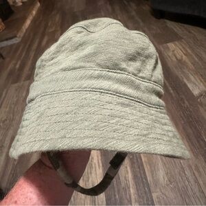 baby GAP green & camo reversible bucket hat boys 3-6 mo chin strap summer